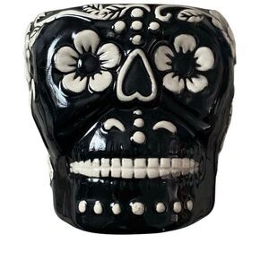 Rare black & white Trader Joe’s sugar skull day of the dead planter large